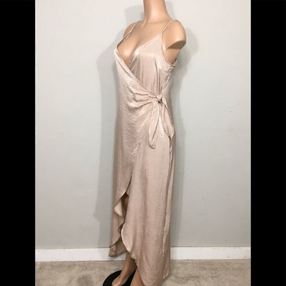 DONNA MIZANI blush wrap dress. NWOT - Picture 7 of 11